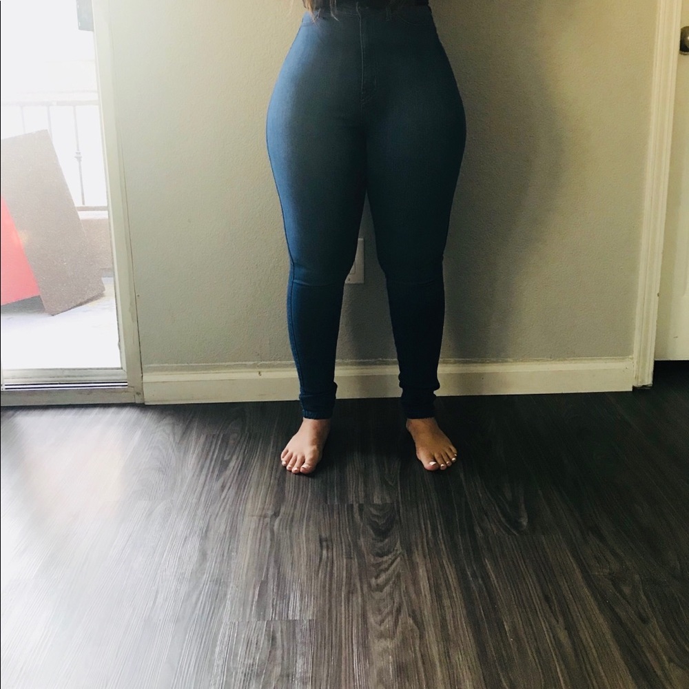 Classic high waist medium wash jeans